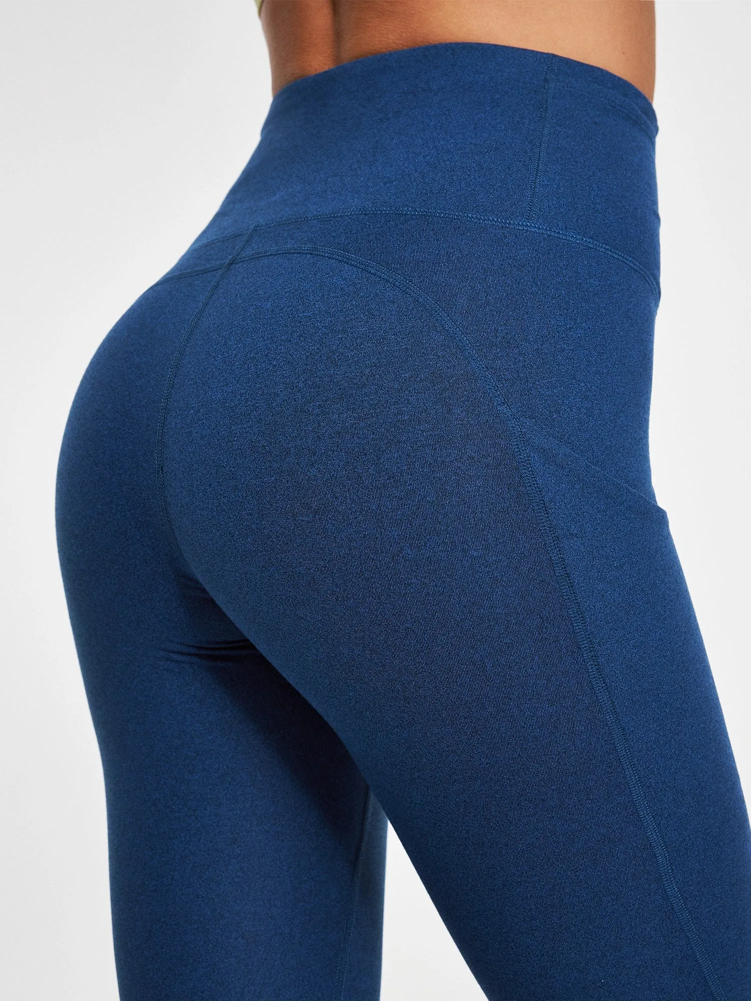 IUGA FlexTight™ Butt Lifting Leggings with 4 Pockets