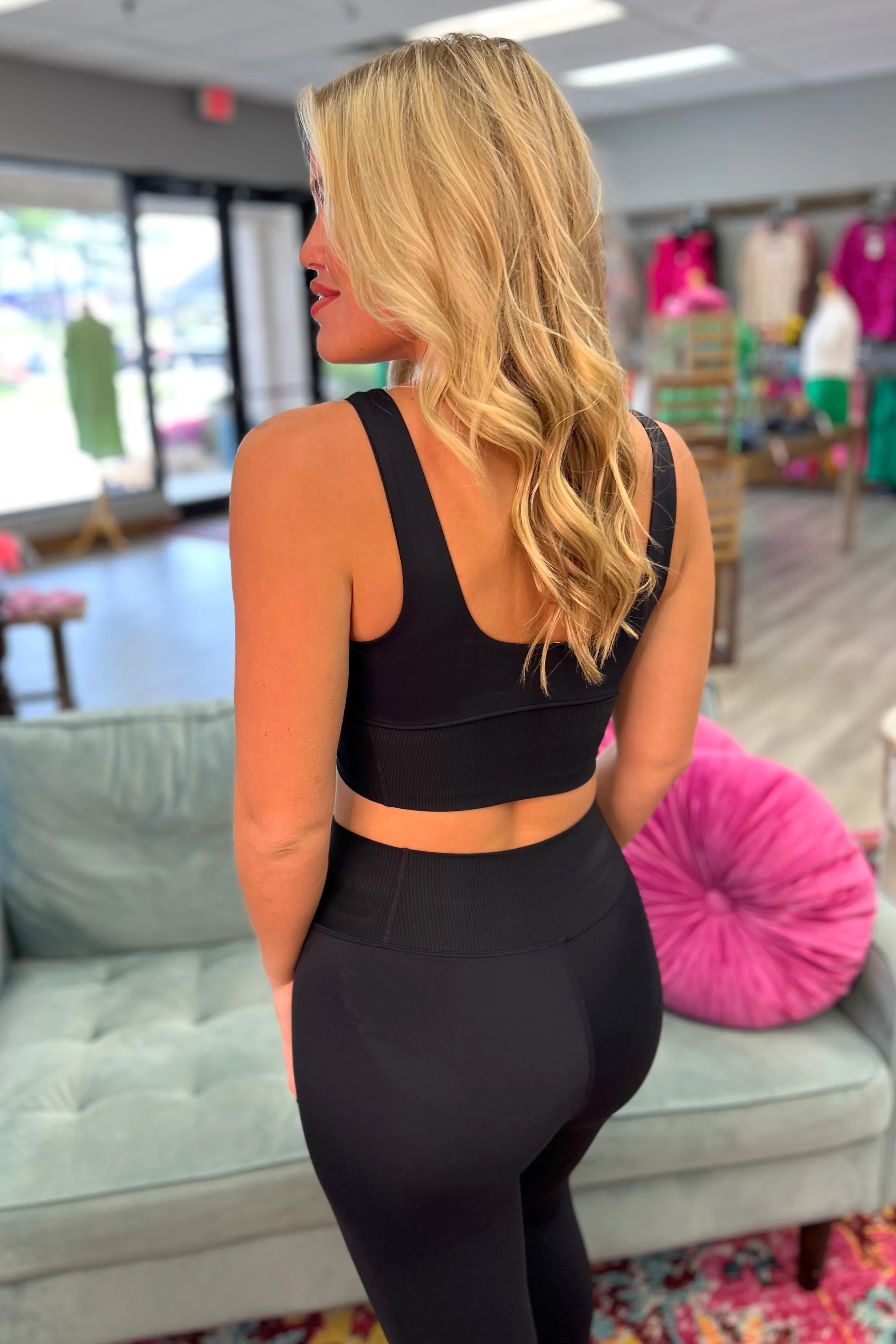 LYLA Sports Bra & Legging Set (Black)