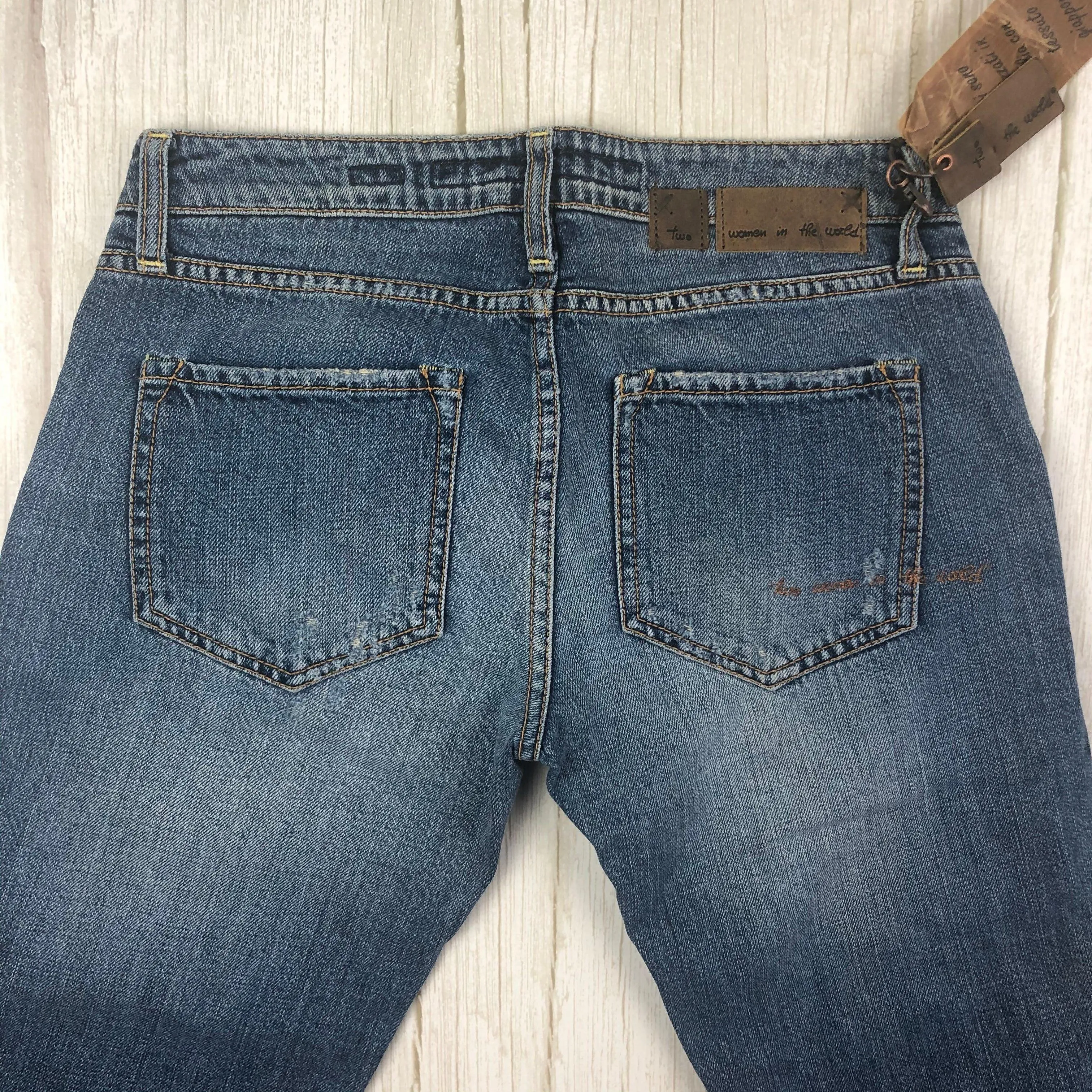 NWT - Two Women in the World - Italian Destroyed 'Jenny' Jeans  -Size 26 Long