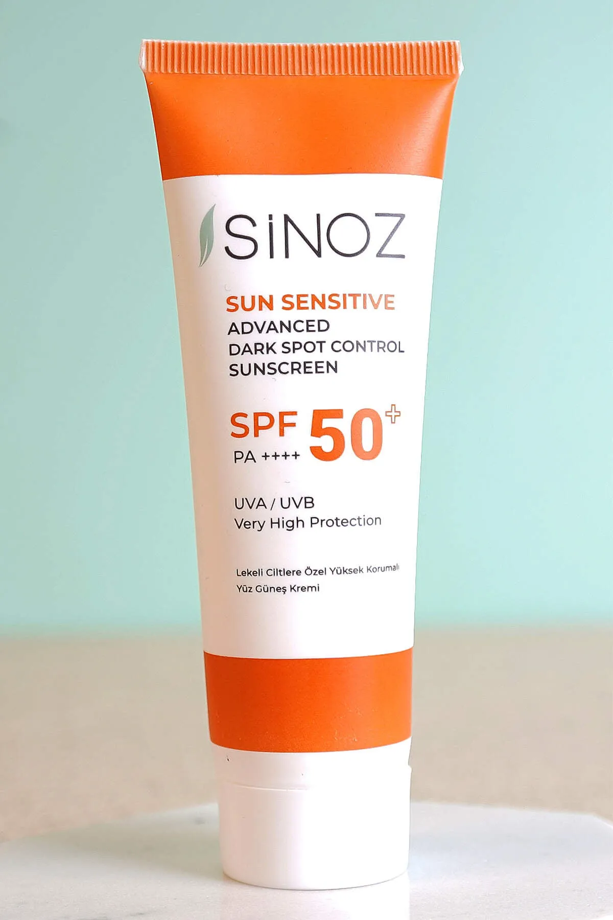 Sinoz Anti-Blemish Sunscreen Cream SPF 50 